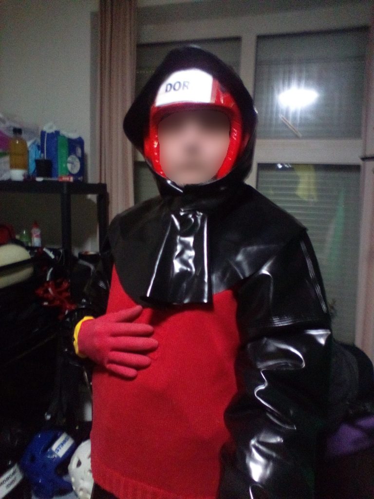 extreme Acid-Set + woolen tank top